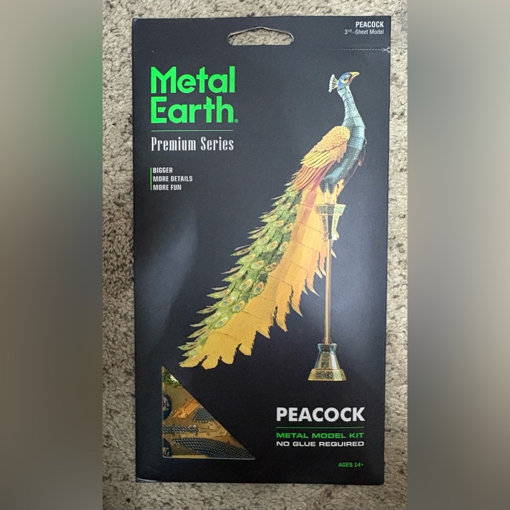 Fascinations ICONX PEACOCK 3D Metal Earth Laser Cut Steel Model Puzzle Kit